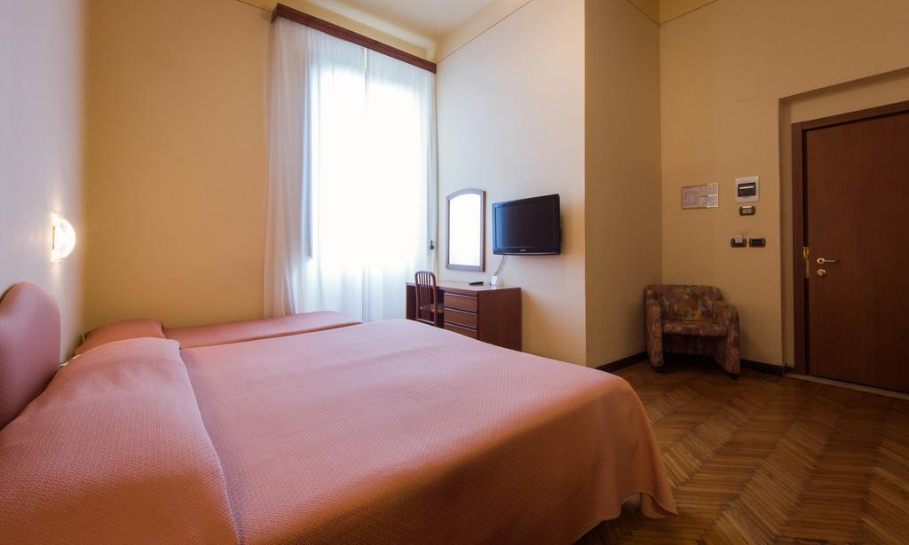 Hotel Reale Montecatini Terme Pokoj fotografie